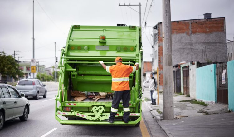 20 Interesting Facts About Garbage Trucks