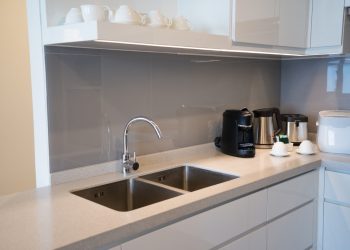 Is a 24-Inch Kitchen Sink Too Small? Key Considerations for a Small Kitchen Sink