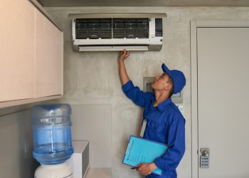 Are Air Conditioner Covers Necessary? A Guide for Hamilton Homeowners