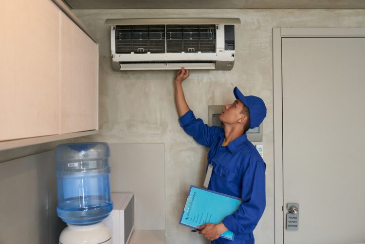 Are Air Conditioner Covers Necessary? A Guide for Hamilton Homeowners