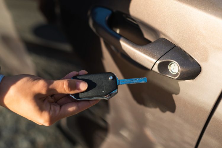 The Ultimate Guide to Car Key Replacement Services: What You Need to Know