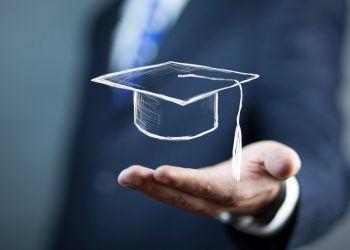 Why Alumni Engagement Is Crucial for University Growth & Fundraising