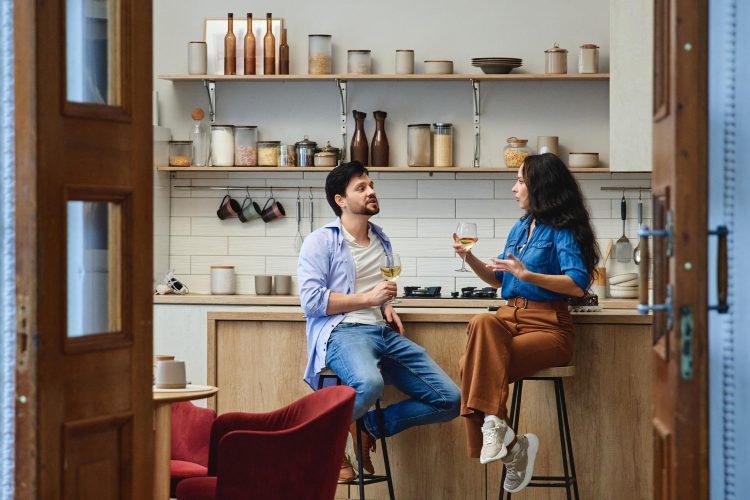 7 Must-Have Accessories for Your Home Coffee Bar in 2025