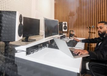 How to Set Up a Dual PC Gaming and Streaming RigIntroduction