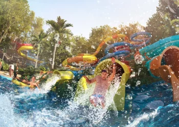 Discover the Wonders of SplashMania Waterpark in Gamuda Cove