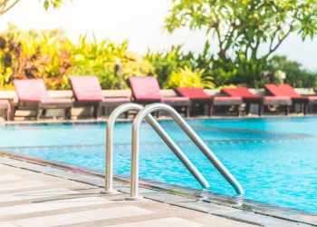2025 Ultimate Guide to Pool Cleaning and Maintenance