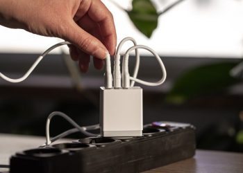 Ổ cắm điện thông minh Goneo – Giải pháp tiết kiệm điện năng và bảo vệ thiết bị