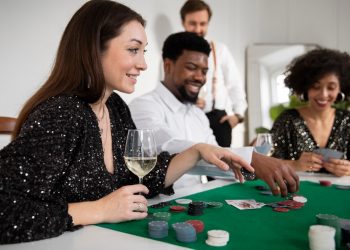 How to Play Poker: A Beginner’s Guide to the World’s Most Popular Card Game