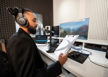 Revolutionize Document Creation with Philips SMP400 SpeechMike and SpeechLive