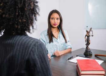 Why Hiring an Expert Lawyer Is Crucial in a Criminal Case