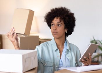 The Busiest Times for Removals Companies – When to Move and When to Wait
