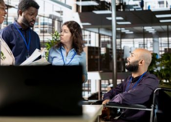 From Chaos to Clarity: How Modern Workforce Management Software Keeps Teams in Sync