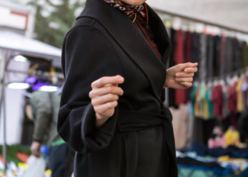 Wholesale Hijabs – Buy Hijabs in Bulk at Best Prices | WholesaleHijabs.com