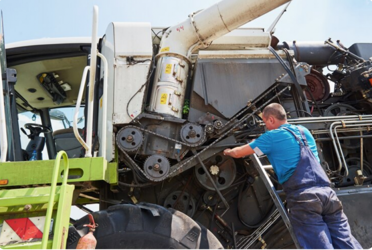 Upgrade Your Tractor with a Hydraulic Top Link Cat. 1–1