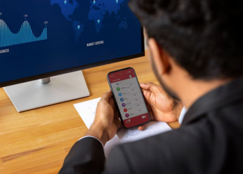 Exploring Online Trading: Understanding the Rise of Platforms like 200invest