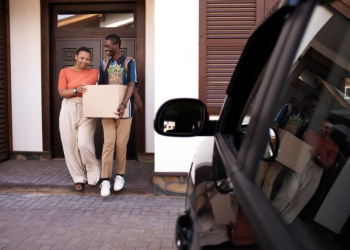 Top Features to Look for in a Premium Garage Door Service Provider