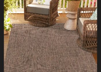 Why Outdoor Rugs Are Great for Balconies and Small Spaces