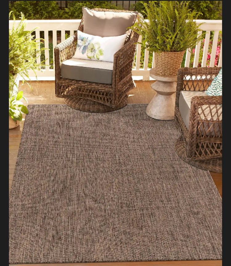 Why Outdoor Rugs Are Great for Balconies and Small Spaces