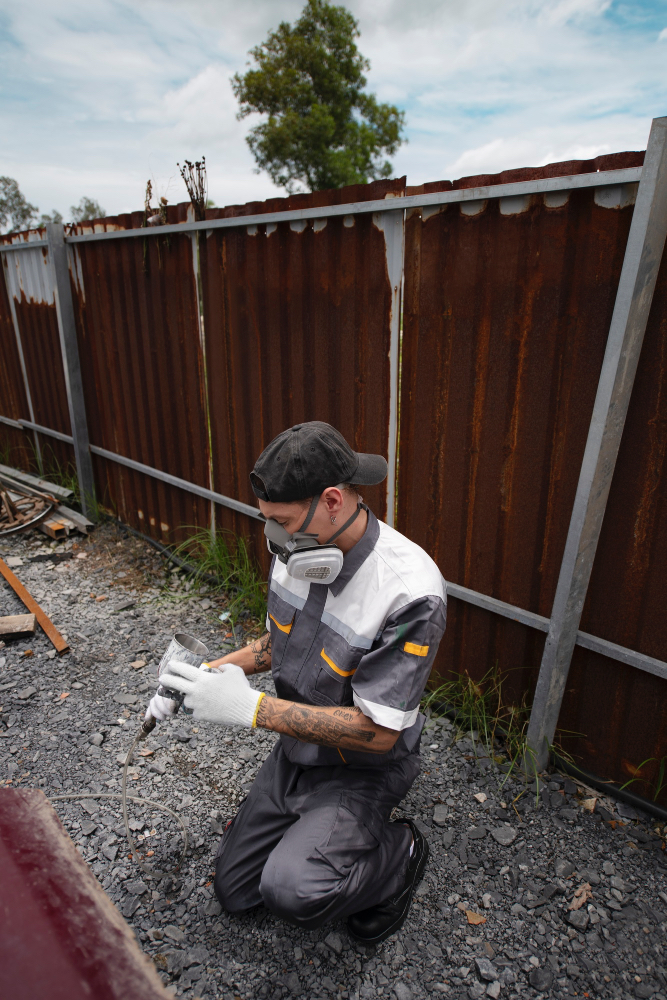 Top Mistakes Homeowners Make in Fence Installation (And How to Avoid Them in Hamilton & Burlington)