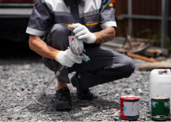 Comprehensive Guide to Asphalt Repairs: Asphalt Driveway Repair & Driveway Repair