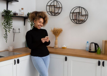 Smart Kitchen Remodel: Make It Sleek, Smart, and Stress-Free