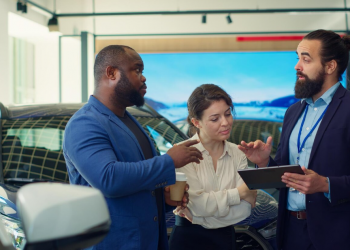 How Turo Helped Sydney Entrepreneur Alexander Munao Build a 43-Car Fleet and a $400K Business