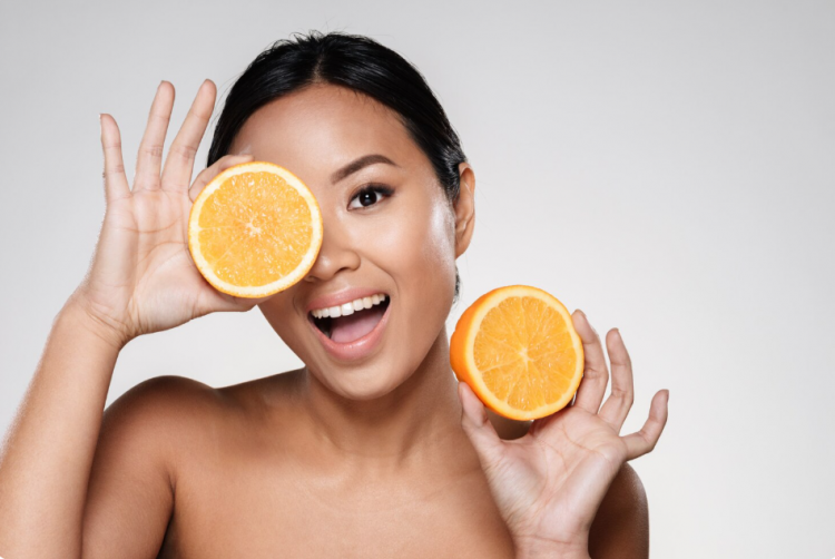 Benefits Of Using Vitamin C Serum In Your Skincare Routine