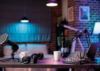 Mastering the Art of Get Podcast Bookings: A Guide to Amplifying Your Voice
