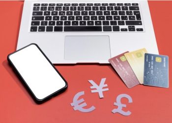 Why Crypto Neobanks and Cashback Cards Are Gaining Momentum Worldwide