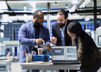 Why Smart Machine Shops Are Rethinking Growth in 2025