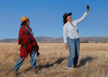 A Traveller’s Guide to the Central Kalahari Game Reserve