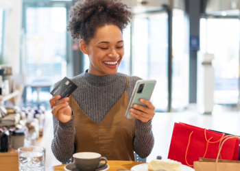 Cash Discounting & Credit Card Surcharging: Smart Strategies to Save on Merchant Account Expenses