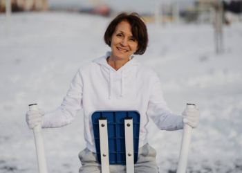 Instantly Ageless: The Two-Minute Facelift That’s Taking the World by Storm