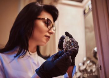 Hublot Watches Explained – Materials, Design & Identity