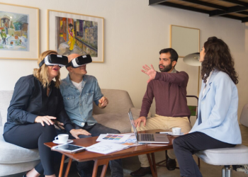 Why Human Advice Still Matters in the Age of AI Homebuying