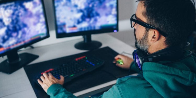 Z16: Stream exciting games, live show with amazing content!