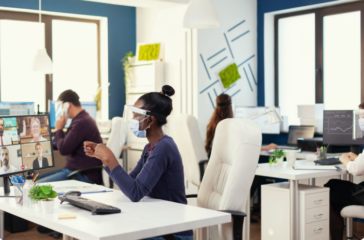 The Rise of AI-Assisted Productivity in Everyday Office Tasks