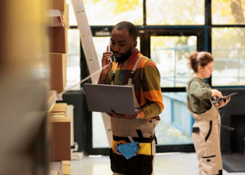 What to Look for When Hiring a Machinery Moving Company for Your Plant