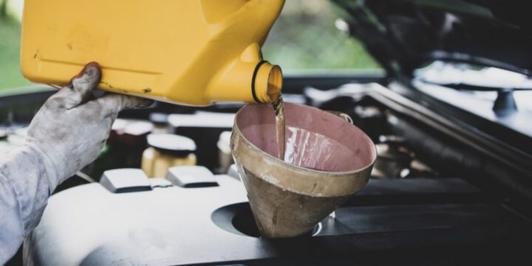 Why Vehicles With Transmission Fluid Leaks Should Never Be Ignored