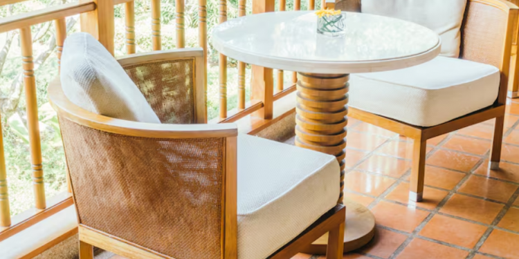What are the Benefits of Aluminum Frame Outdoor dining Chairs with Cushions?