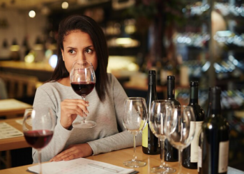 MrWine: Discovering Exceptional Wines Through Quality and Curated Selection