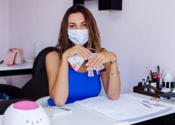 How Online Nail Training Is Opening New Career Opportunities in the Beauty Industry