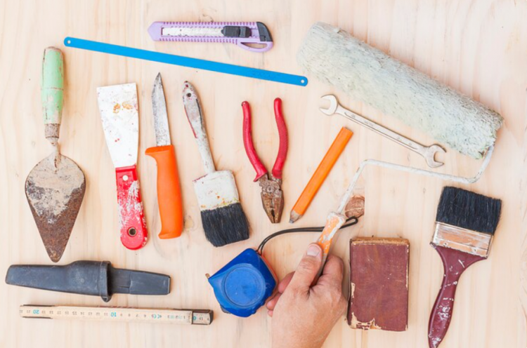 How to Build a Practical Repair Kit for a Rural Property