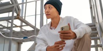 East Asia Unlocked: Staying Connected Without the Hassle