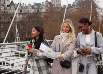 UK Work Visas 2026: Graduate Route or Sponsorship?